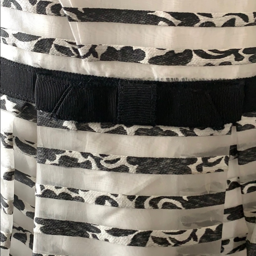 Taylor black and white Fit and flare dress - Picture 5 of 6